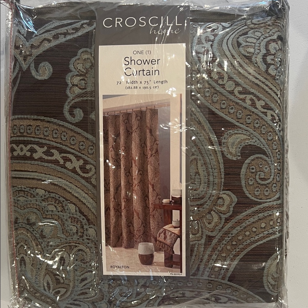 Croscill Shower Curtain *never opened*